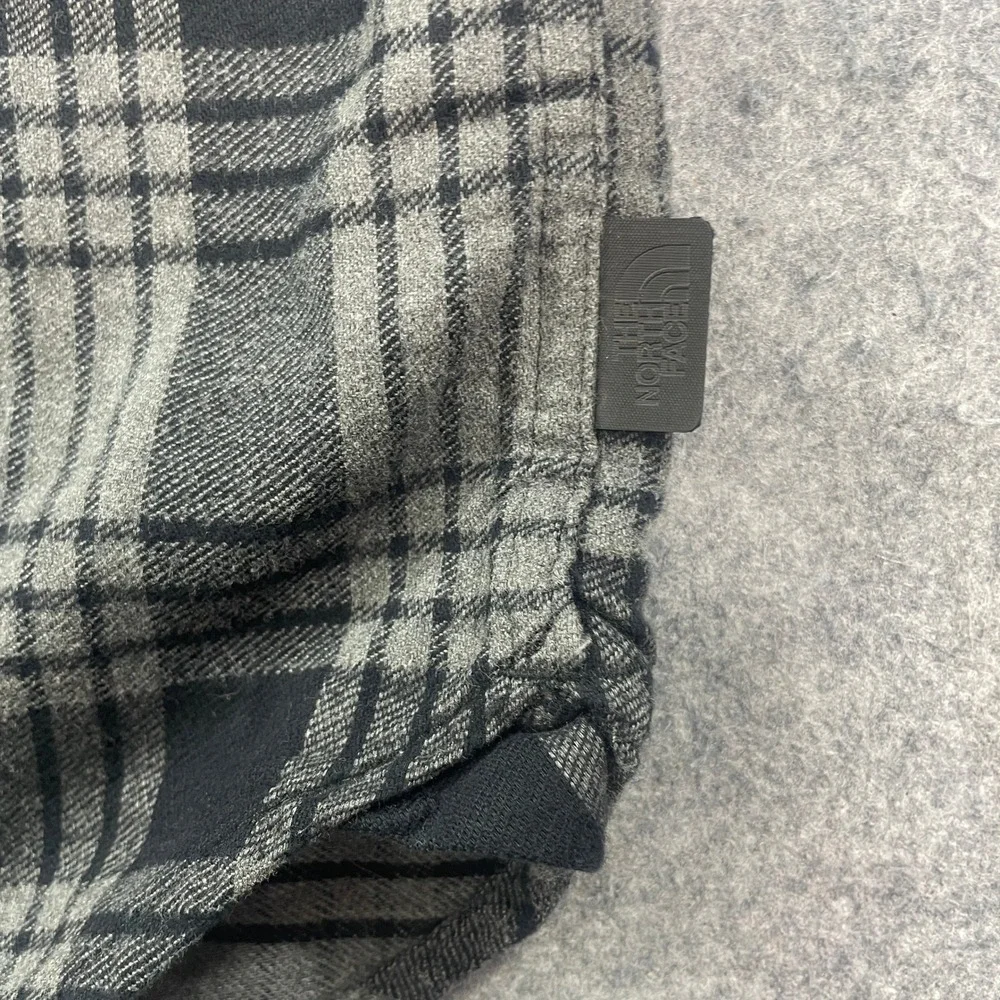 The North Face Mens Flannel Shirt L Gray Plaid Long Sleeve Outdoor Hiking Arroyo